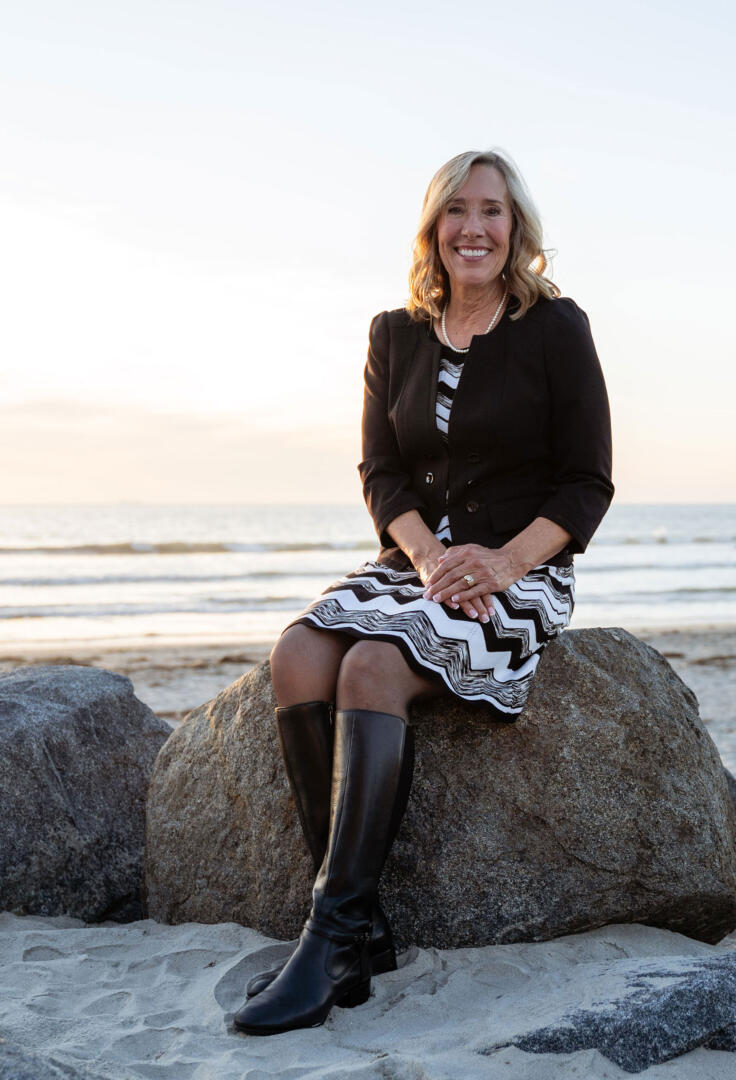 Portrait of Victoria Melzer, Office Manager at Property Claims Consultant.